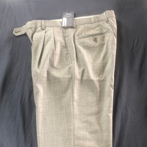 Ralph Lauren Classic Fit Pleated Stretched Front Checked Dress Pants, Gray